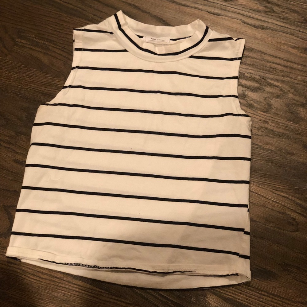 crop top